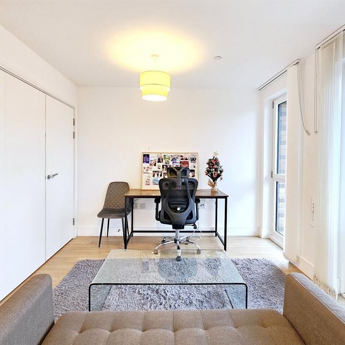 1 bedroom flat to rent - Photo 1