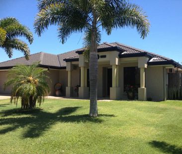 74 Royal Sands, Bucasia - Photo 3