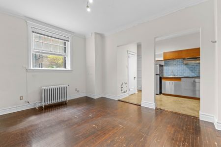 406 Av. des Pins O., Montréal (Le Plateau-Mont-Royal), QC H2W - Photo 3