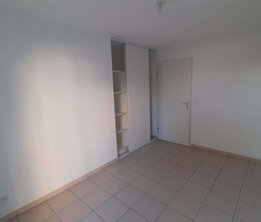 location Appartement T2 DE 42.69m² À L'ISLE D'ABEAU - Photo 4