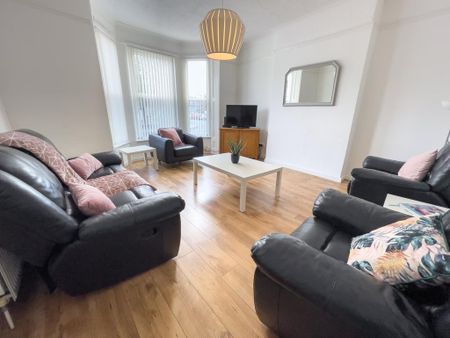 5 bedroom terraced house to rent - Photo 2