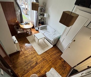 1 Bed Flat, Camden High Street, NW1 - Photo 6