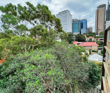 Smart, Modern Updated Studio Apartment - Photo 1