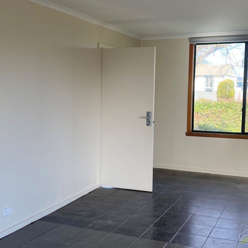 24 Koornalla Street, Newborough, Vic 3825 - Photo 1