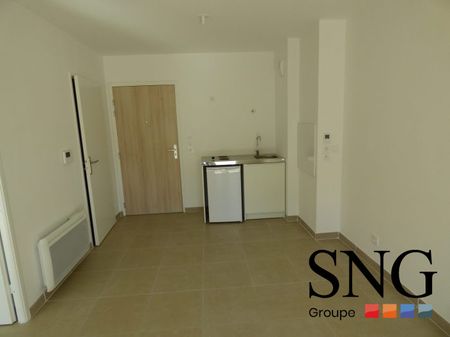 T2 AVEC BALCON ET PARKING - Photo 4