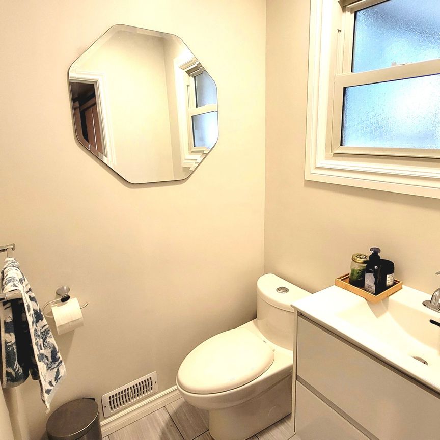 For Lease - 444 Quigley Road, Hamilton, Ontario - Photo 1