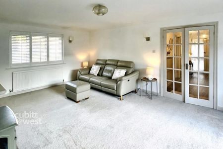 4 bedroom detached bungalow to rent - Photo 3