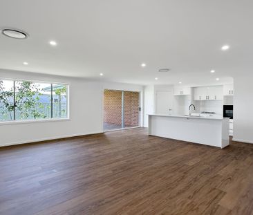 Stylish & Spacious Brand New Four Bedroom Home - Photo 6