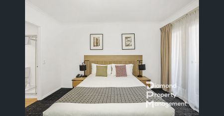 Stylish Fully Furnished Apartments in Prime Kew Location – Pool, Parking, All Bills Included! - Photo 4