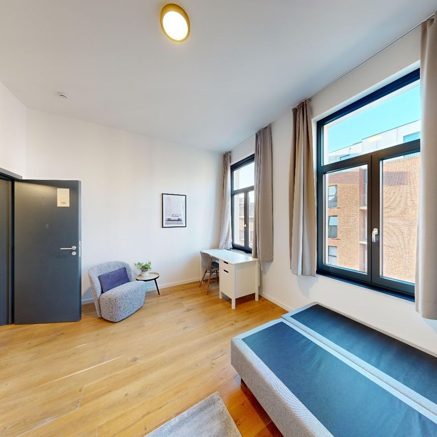 Furnished student room near AP University - Photo 1