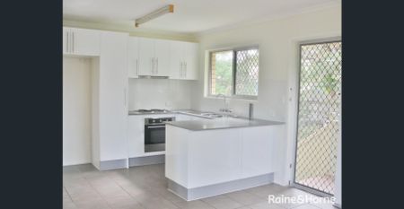 Spacious Family home in a great Location - Photo 4