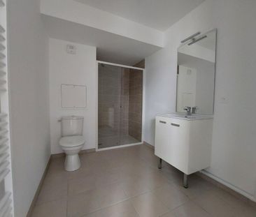 Location Appartement 2 pièces 49m² DEVILLE LES ROUEN 76250 - Photo 5