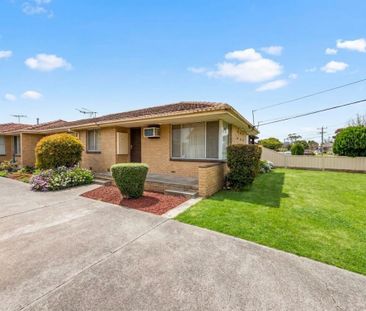 Cosy 3-Bedroom Home in a Convenient Location - Photo 1