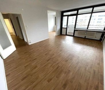 Großzügige Familienwohnung mit Balkon am Volkspark Lichtenrade! - Photo 1