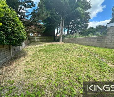 5 bedroom semi-detached house to rent - Photo 5