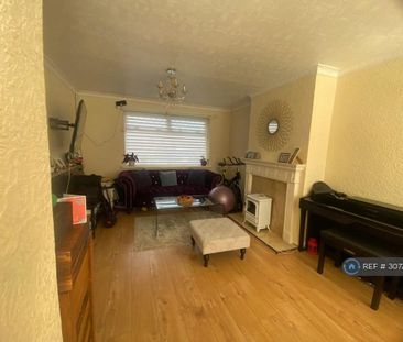 2 bedroom terraced house to rent - Photo 1
