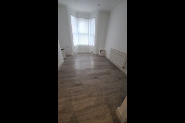 3 Bed Terraced House, Burns Street, L20 - Photo 1