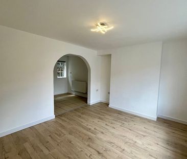 3 Bed End Terrace, Eltham Drive, NG8 - Photo 2