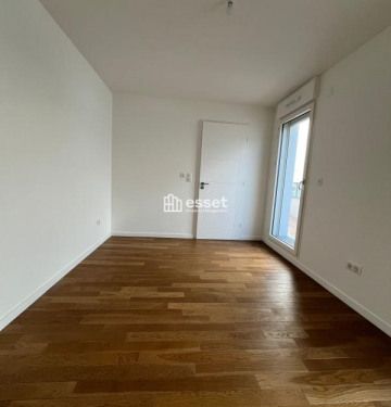 Appartement • Plateau-Mont Valérien - Photo 4
