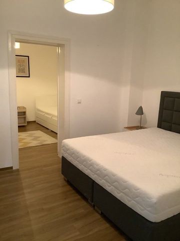 Geräumige 4-Zimmer-Wohnung Maisonnette, mit eigenem Garten - Photo 3