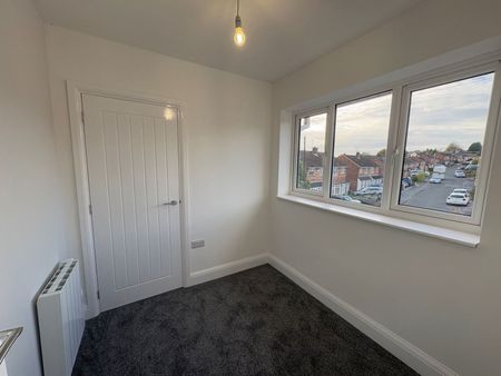 Wychbury Road, Brierley Hill, DY5 2XU - Photo 5