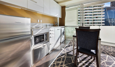 Central Auckland Apt - Modern & Furnished - Photo 2