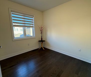 For Lease - 337 William Forster Road Unit# Coach House, Markham, On... - Photo 2