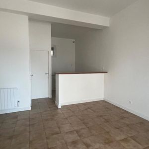 Location Appartement 1 pièce 30m² MARIGNANE 13700 - Photo 3
