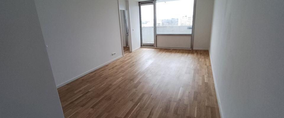 Helle 1-Zimmer-Wohnung in München mit Balkon und tollen Ausblick - Foto 1