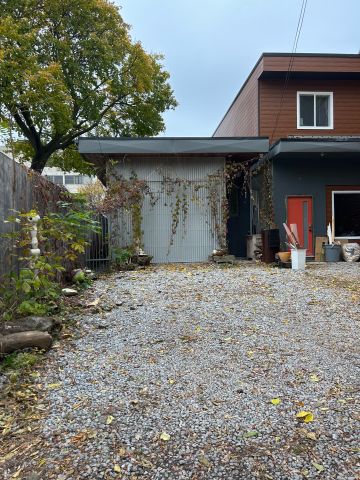 For Lease - 303 Coxwell Avenue Unit# rear workspace, Toronto, Ontario - Photo 4