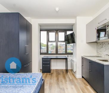1 bed Studio for Rent - Photo 2