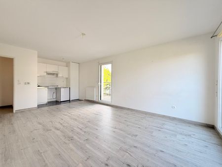 Location Appartement 2 pièces 45m² SAUTRON 44880 - Photo 2