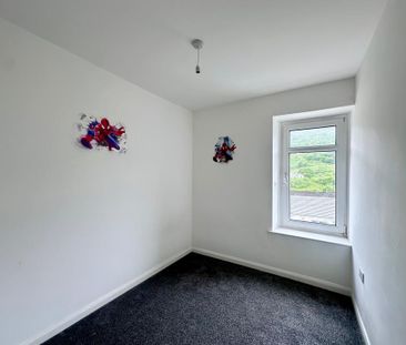 4 bedroom terraced house to rent - Photo 5