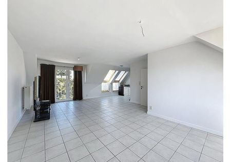 Ruim appartement met twee slaapkamers in Heldergem - Photo 2