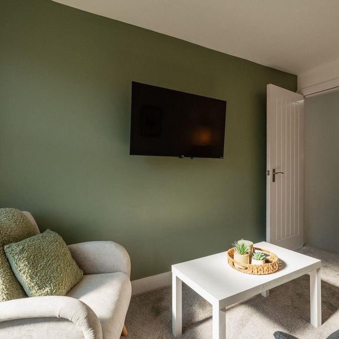 4 bedroom terraced house to rent - Photo 1