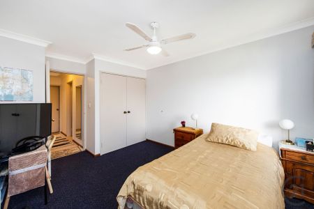 Tidy 2 Bedroom Unit Close to Mandurah Foreshore - Photo 3