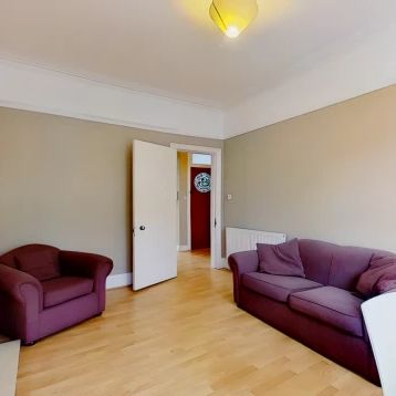 1Bedrooms, 1Bathrooms - Photo 1