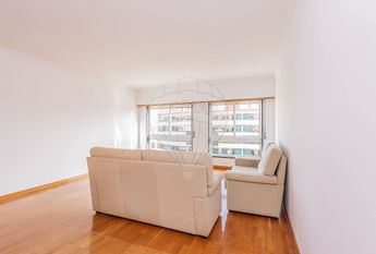Apartamento T3 em Lisboa