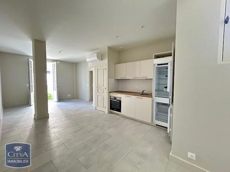 Location Appartement 3 pièces 69m² ST RAPHAEL 83530 - Photo 3