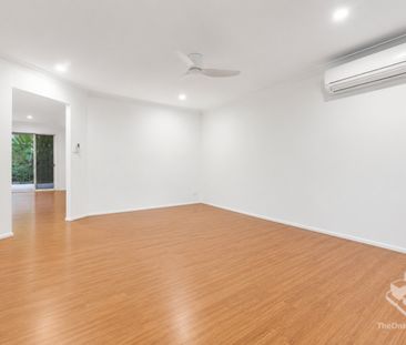 Spacious Family Home on a Large Block – Comfort, Space & Convenience - Photo 3