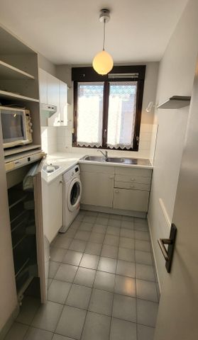 Location Appartement 2 pièces 53m² LYON 7ème - Photo 3