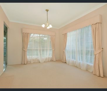 Large Family Home - Photo 6