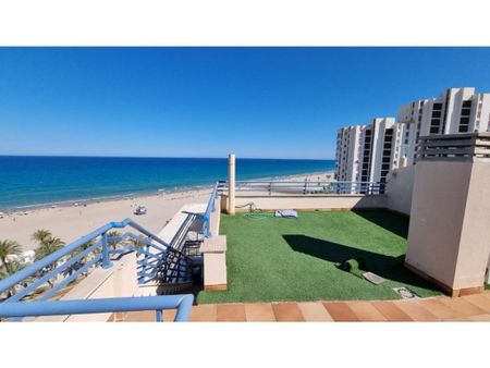 2 room luxury penthouse for rent in Alicante, Spain - Photo 3