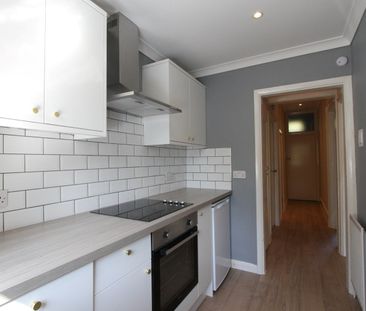 1 Bed Flat, Penge, SE20 - Photo 4