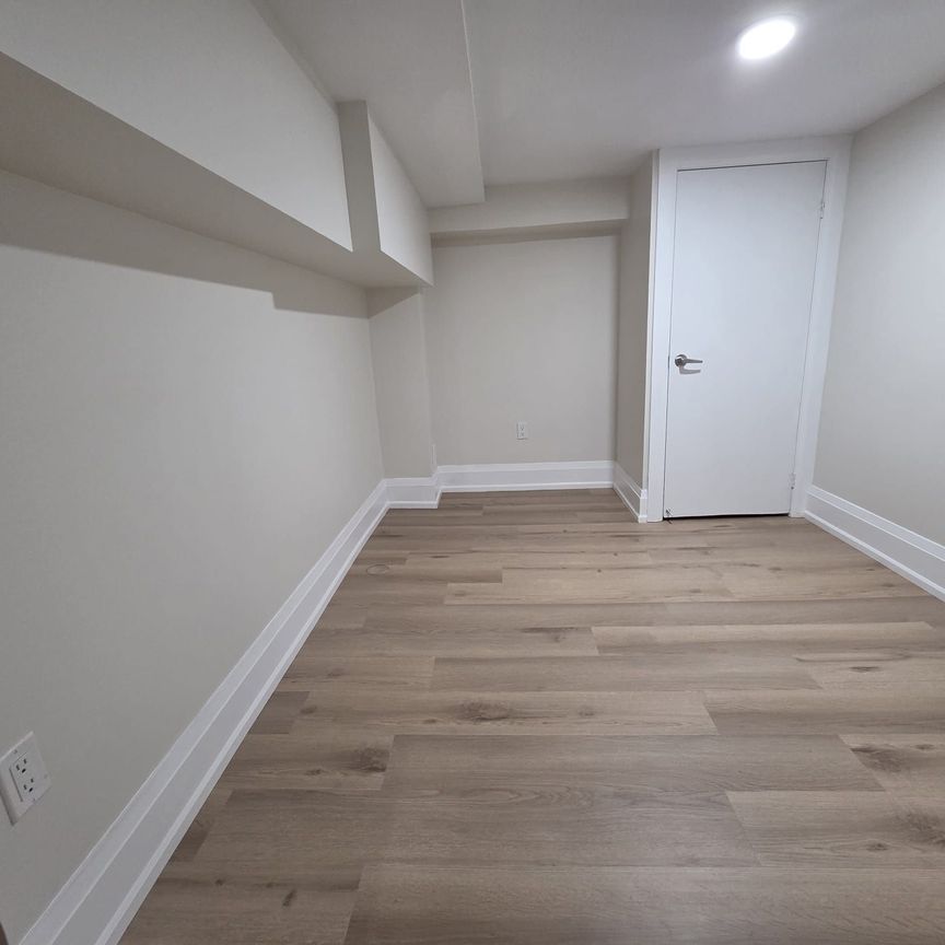 For Lease - 1414 Wellwood Terrace Unit# Basement, Milton, Ontario - Photo 1