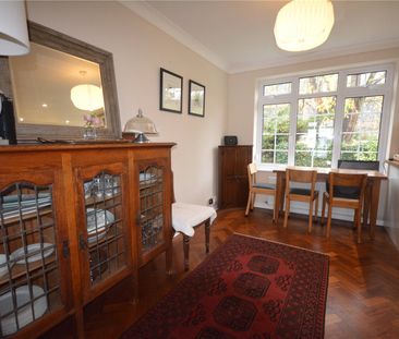 Manor House Court, West Street, Epsom, Surrey, KT18 7RN - Photo 3