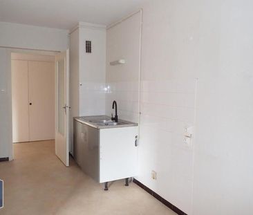 Location Appartement 3 pièces 66m² CHAMBERY 73000 - Photo 2