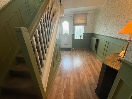 3 bedroom terraced house to rent - Photo 2