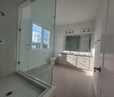 For Lease - 3422 Braeside Way, Pickering, Ontario - Photo 3