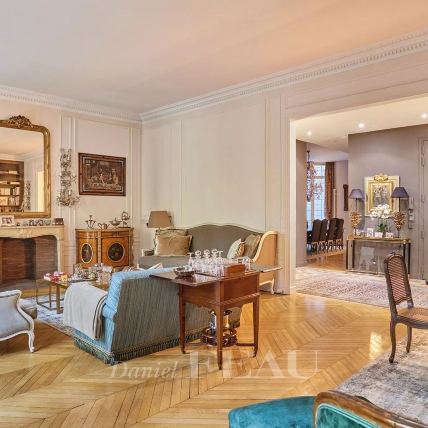 Tout savoir sur cet appartement dans le quartier Porte Dauphine, à Paris 16ème - Photo 1